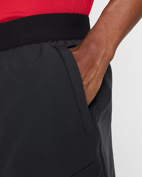 Nike Men's Dri-FIT Advantage 6-Inch Short (Black/White)