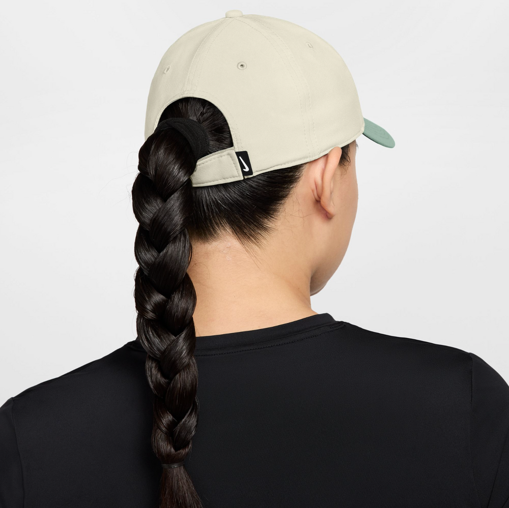 Nike Club Dri-FIT Structured Swoosh Unisex Cap (Sail/Steam)